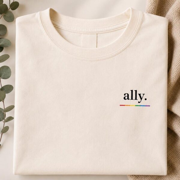 Shirt mit minimalistischem Ally-Motiv